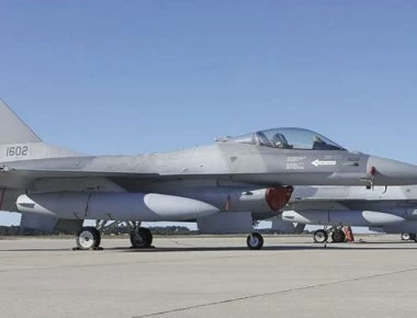 Ρουμανία: Aγοράζει πέντε ακόμα μαχητικά F-16